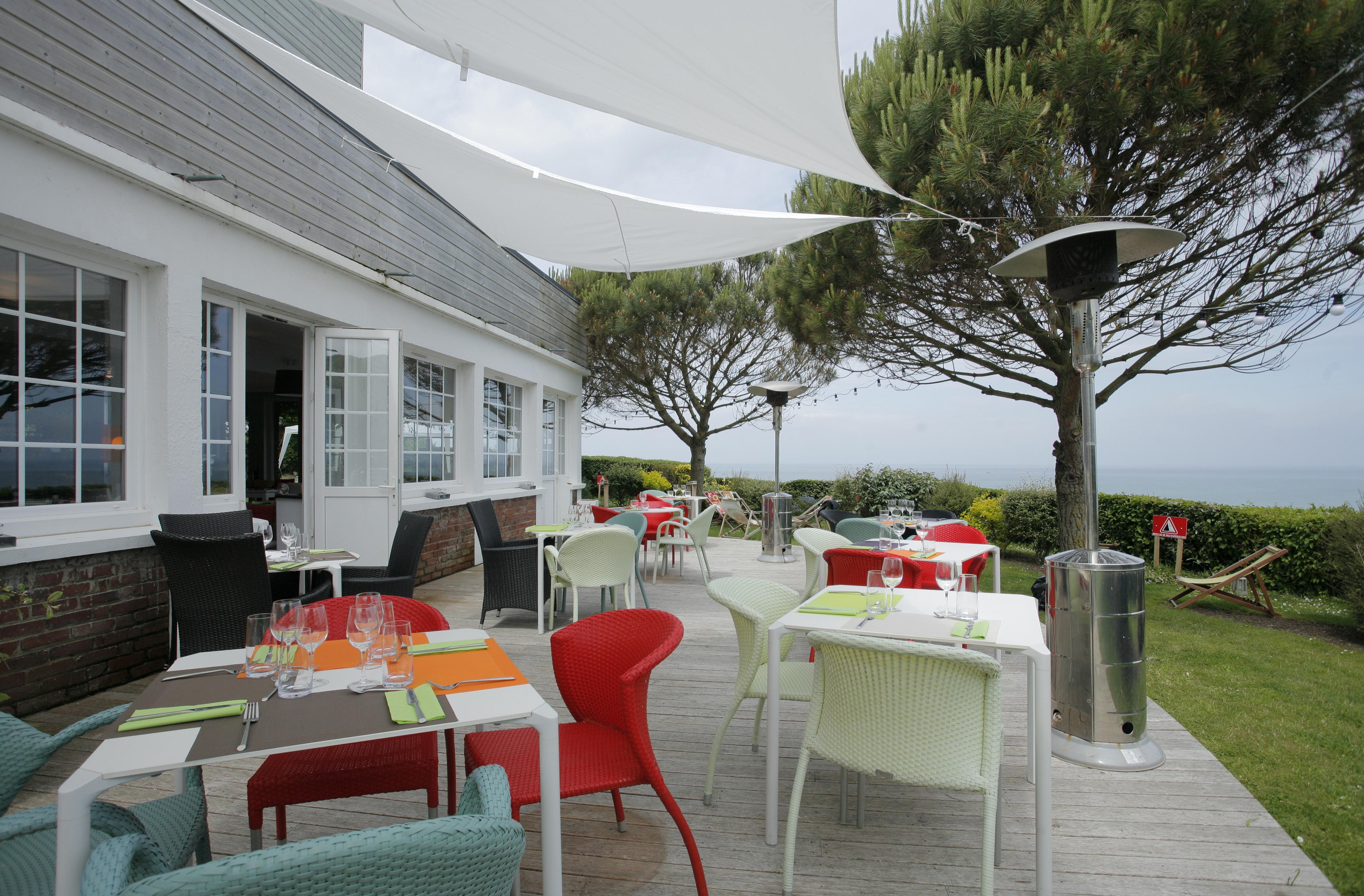 The Originals Hotel Le Cise Restaurant Chambres Et Suites Ault Exteriör bild