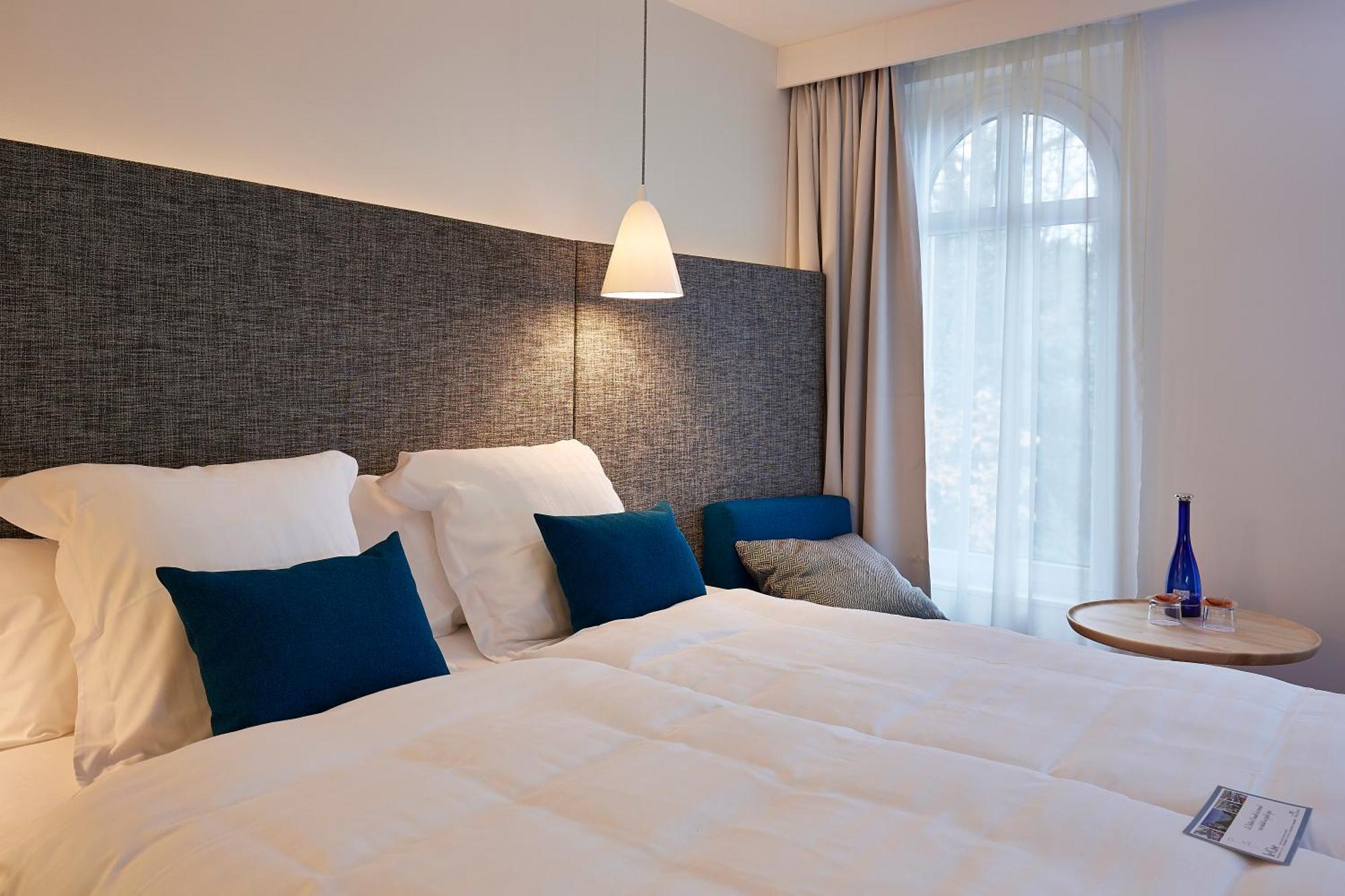 The Originals Hotel Le Cise Restaurant Chambres Et Suites Ault Exteriör bild